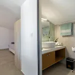 וילה Iniada
