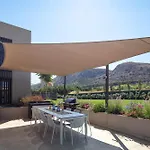 וילה Iniada *