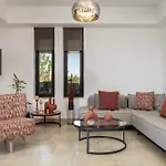 Iniada *