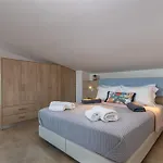 Iniada *
