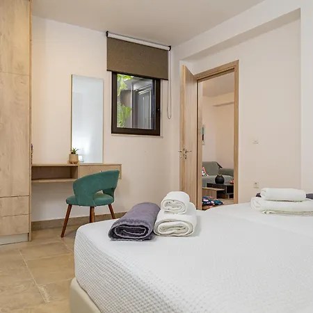 Iniada * Chania (Crete)